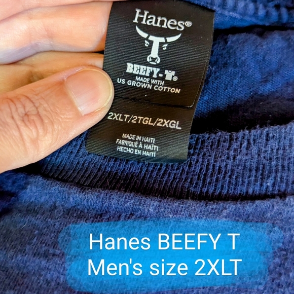 Hanes BEEFY Tee size 2XLT, GUC navy colour crew neck t shirt - Picture 2 of 10